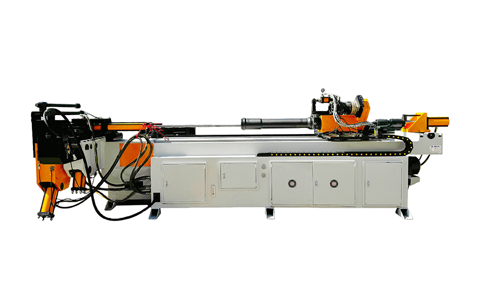 Plně automatický stroj na ohýbání trubek s více poloměry CNC řady M Plně automatický stroj na ohýbání trubek s více poloměry CNC řady M