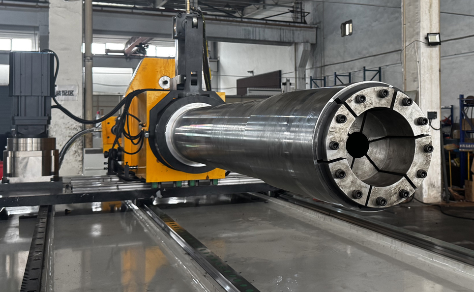 Plně automatický stroj na ohýbání trubek CNC řady L se servohydraulickým ovládáním Plně automatický stroj na ohýbání trubek CNC řady L se servohydraulickým ovládáním