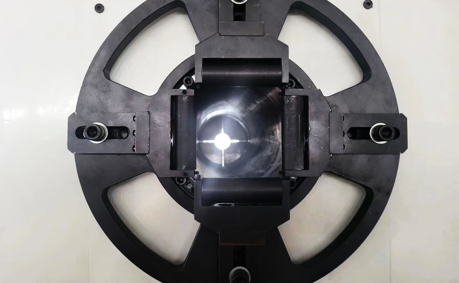 MCJG120 3D laserový řezací stroj na trubky