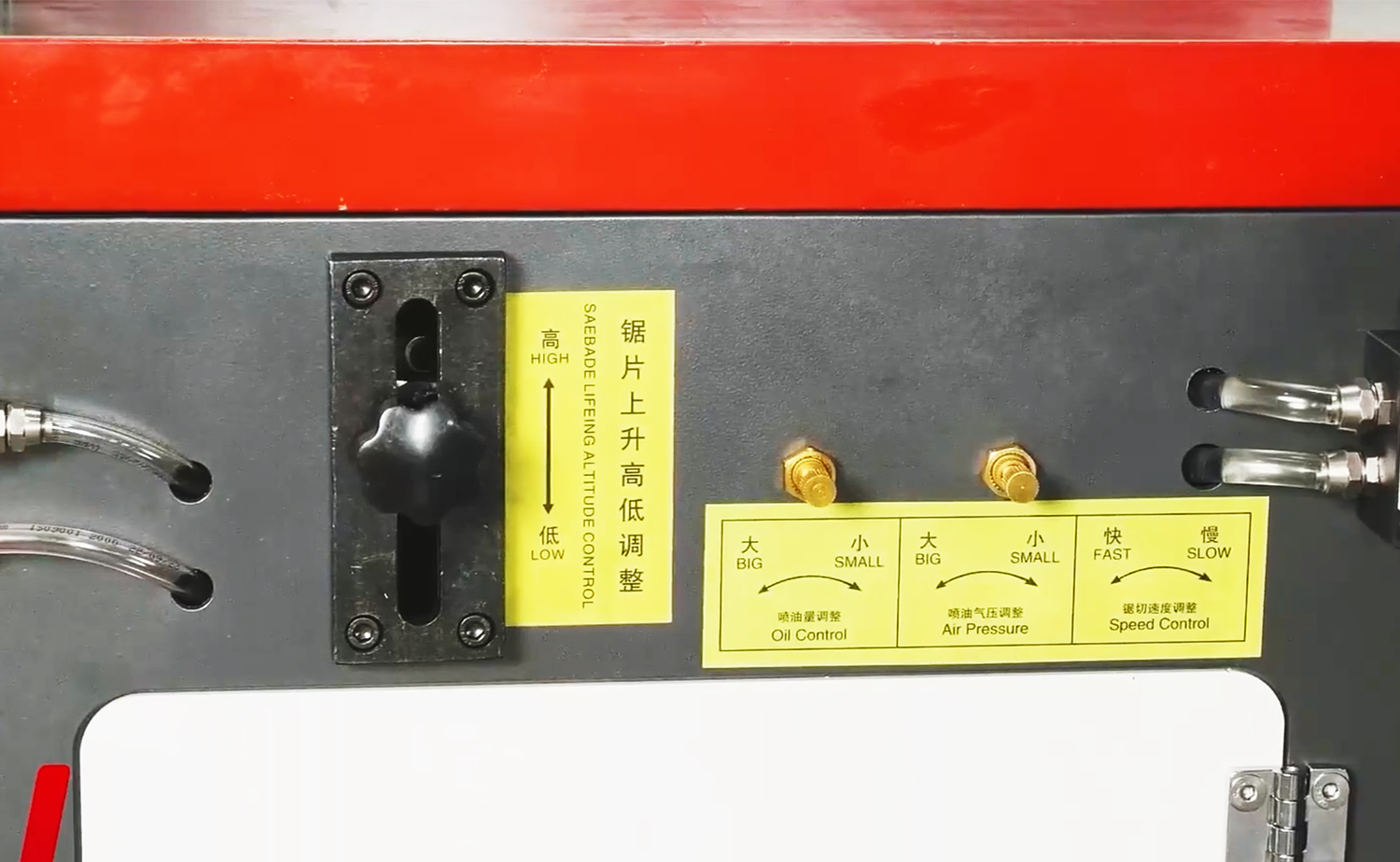 Plně automatický stroj na řezání hliníku a mědi řady CNC455