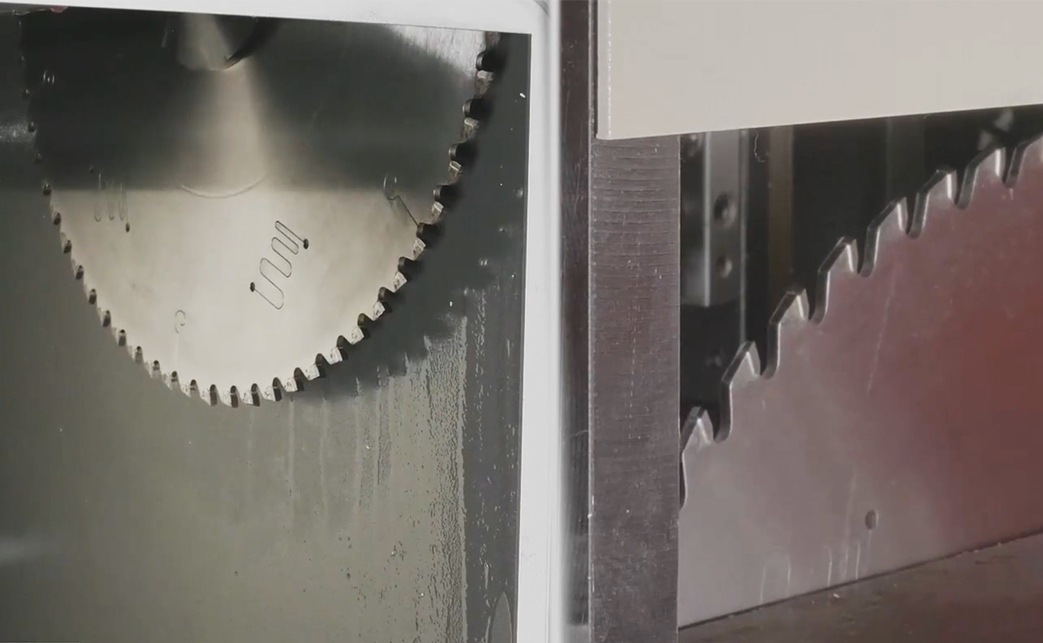 Plně automatický stroj na řezání hliníku a mědi řady CNC455